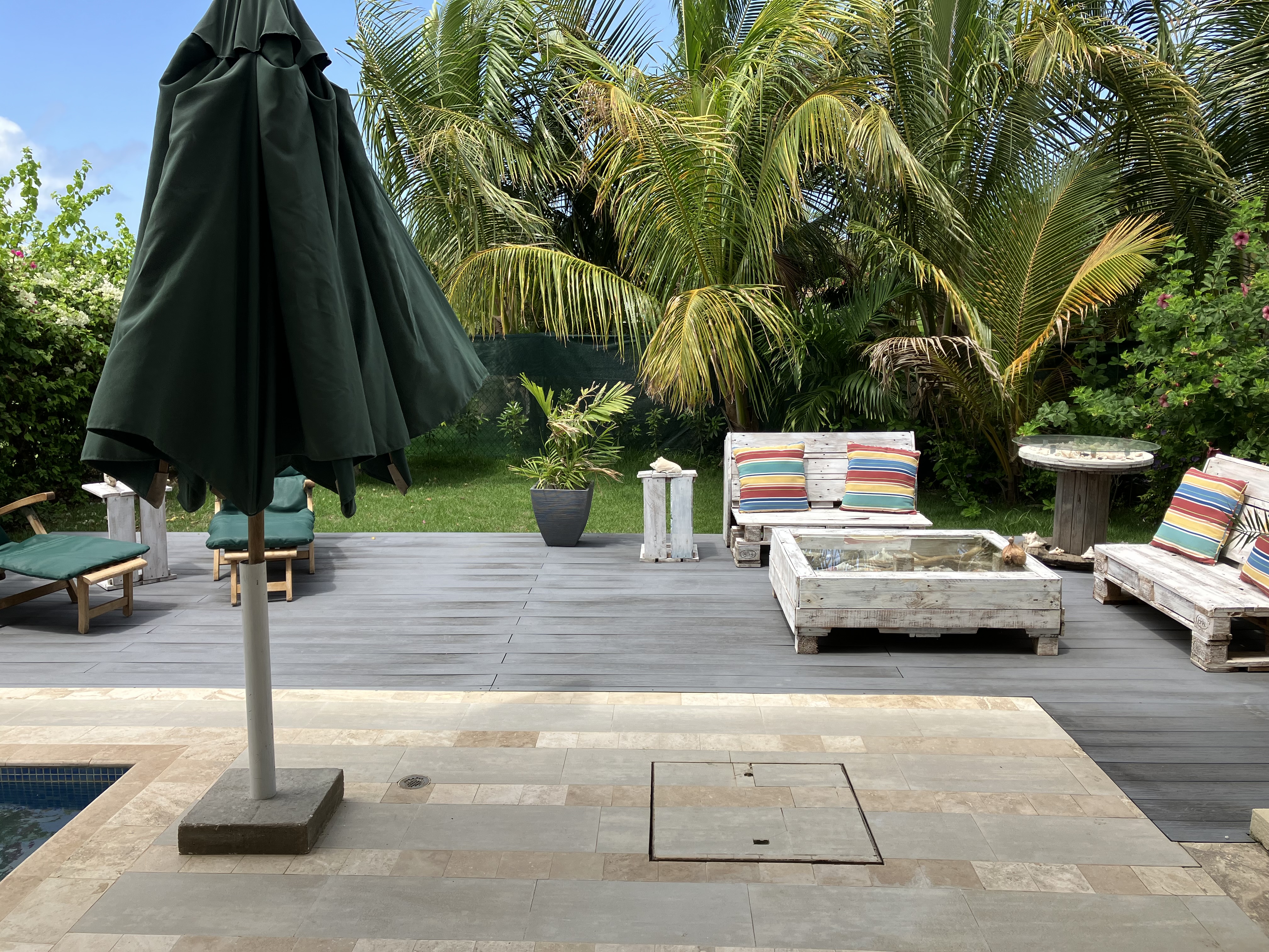 Outdoor patio 2