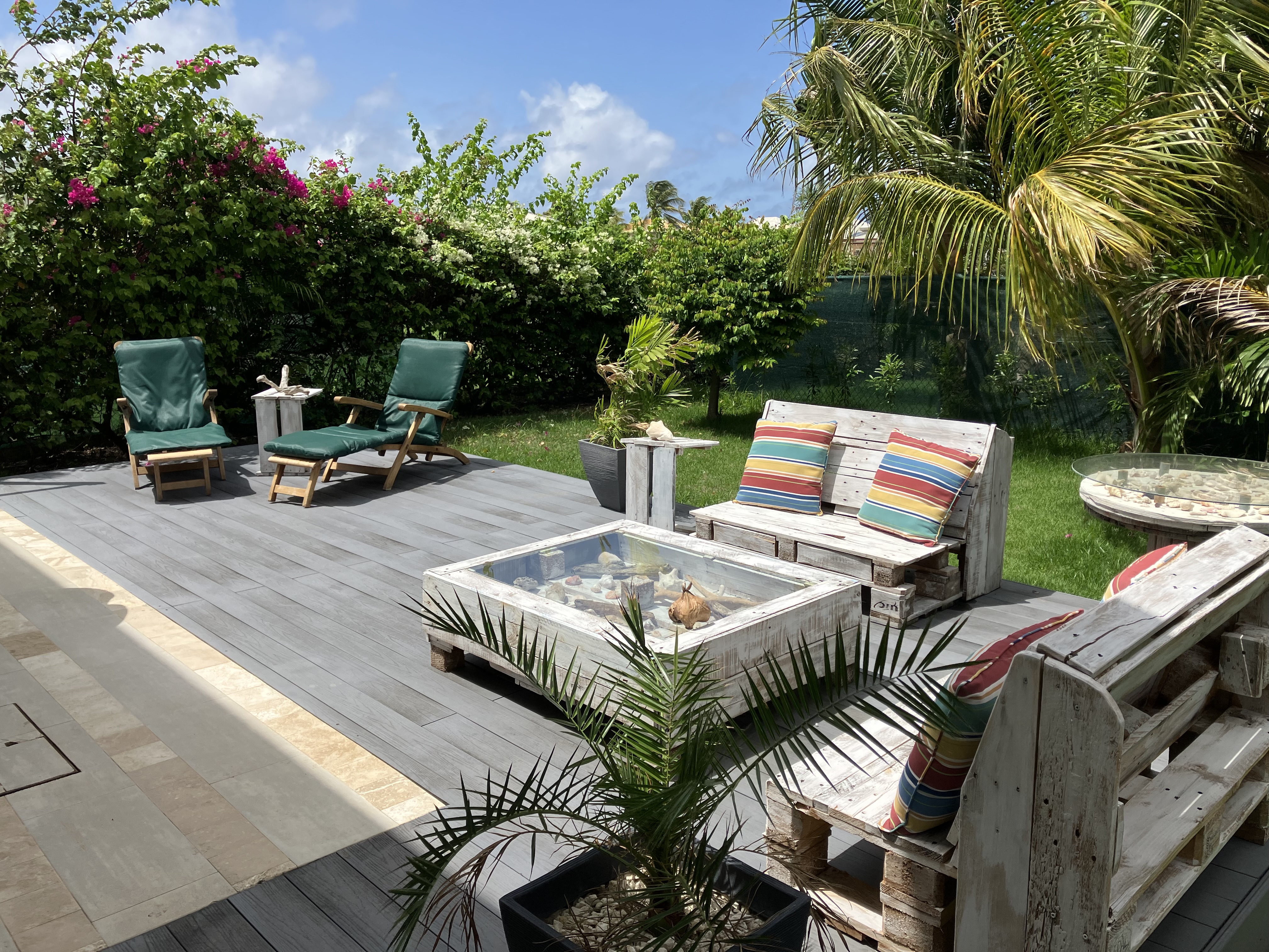 Outdoor patio