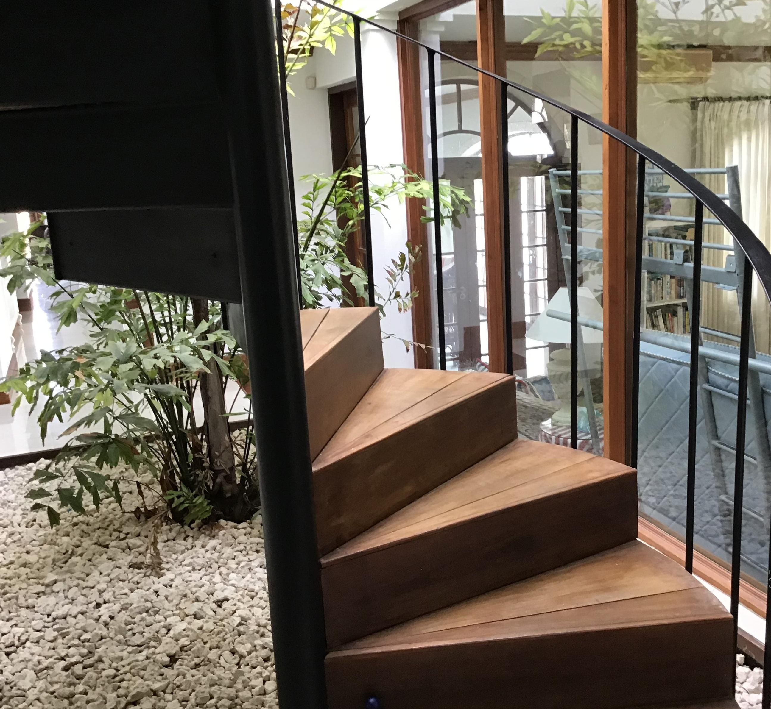 bannatyne 4 staircase