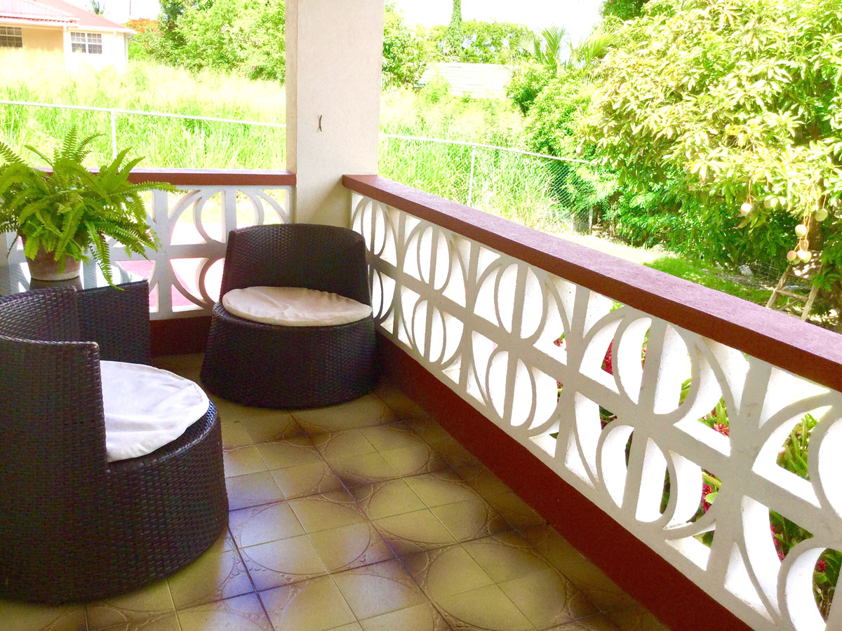 2017 22 Warrens back patio 0150 Edited