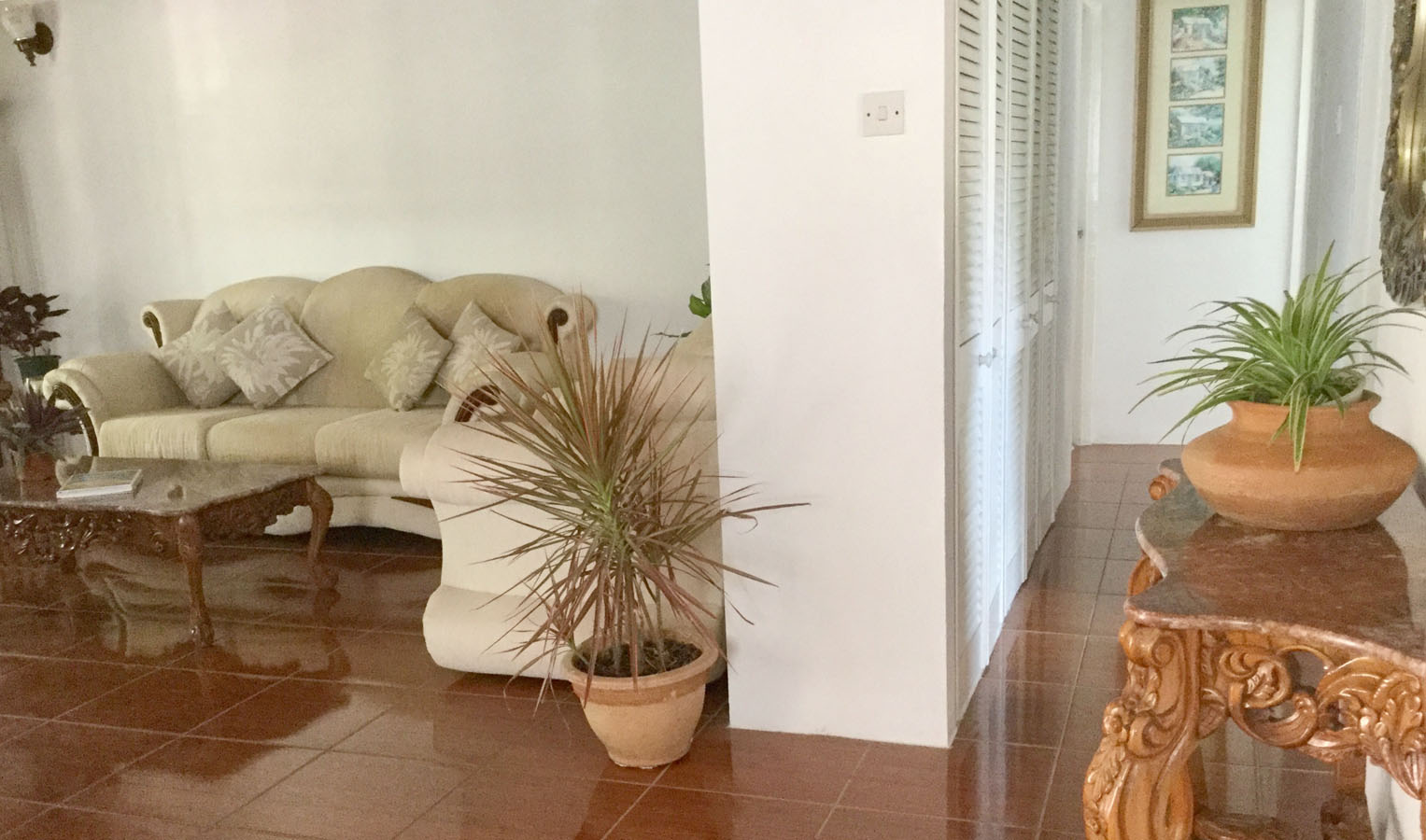 2017 22 Warrens corridor 0153 Edited