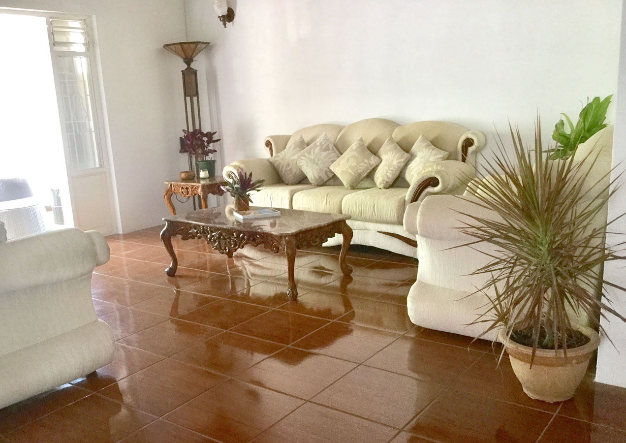 2017 22 Warrens living area 0159 Edited