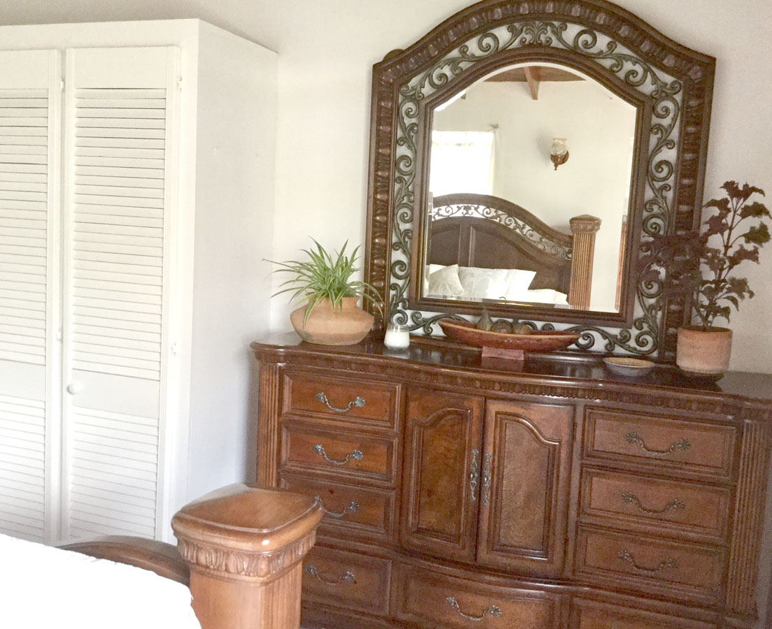 2017 22 Warrens master bedroom 0144 Edited