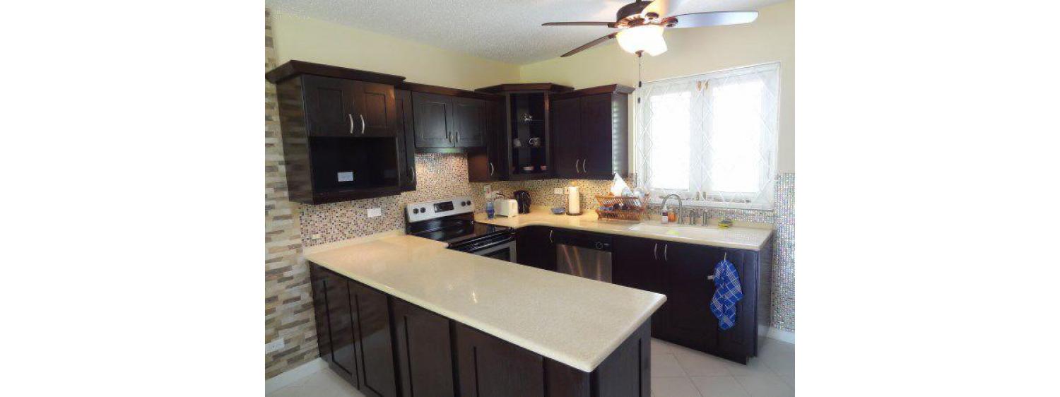 Foursquare13RockleyResort Kitchen3