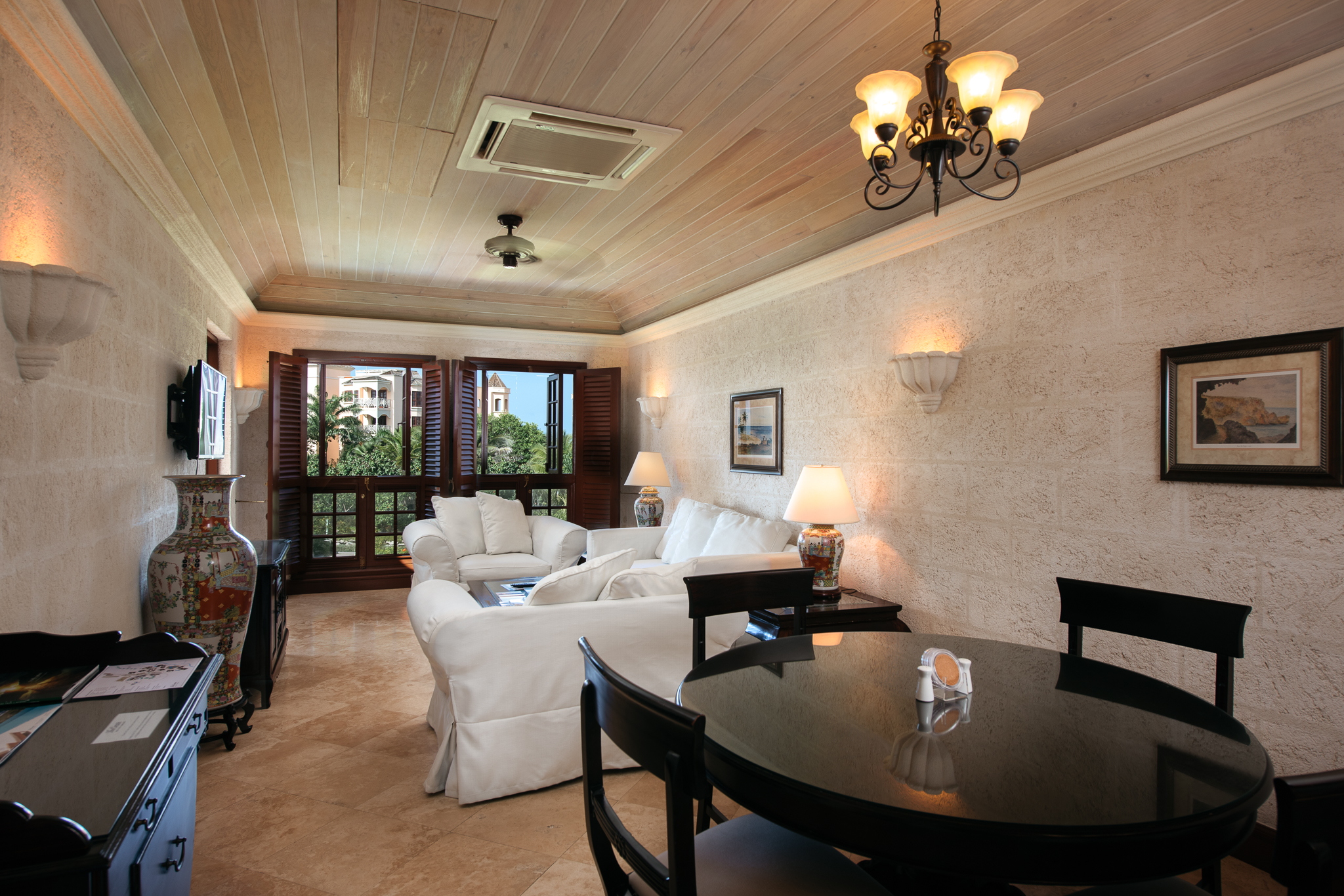 One Bedroom Deluxe Living Room