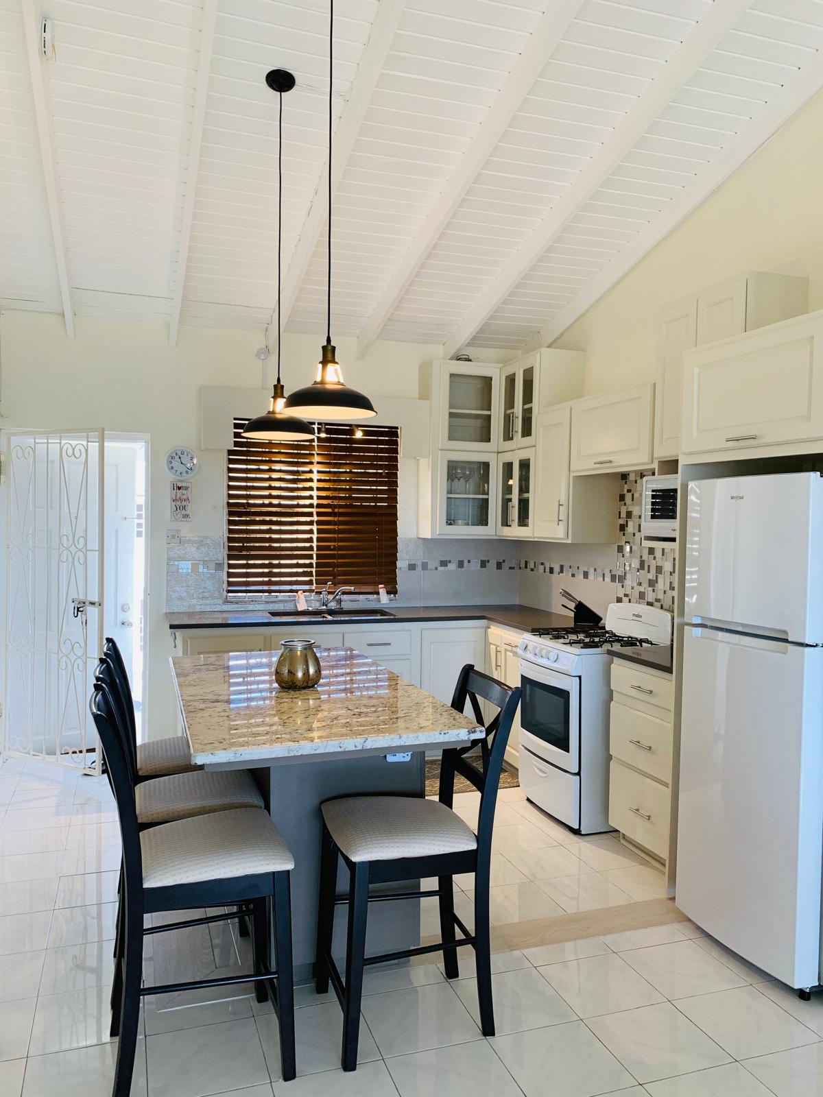 PHOTO 2024 05 06 20 49 24 4