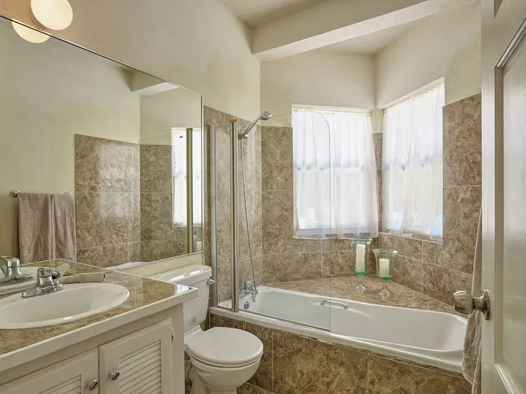 Polamar Bathroom 3
