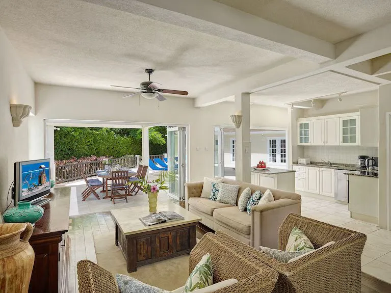 Polamar Living Room 4