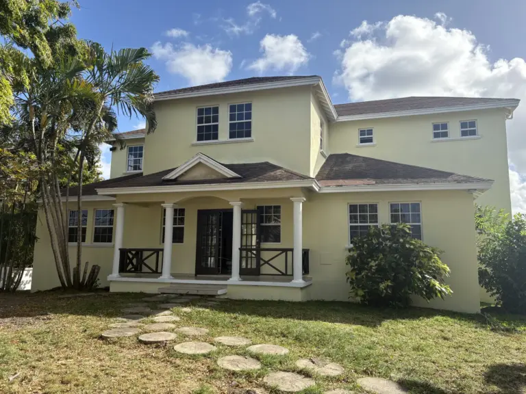 Moncrieffe Facade 768x576