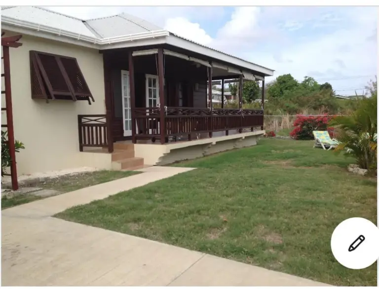 Palm Cottage Grounds result 768x586